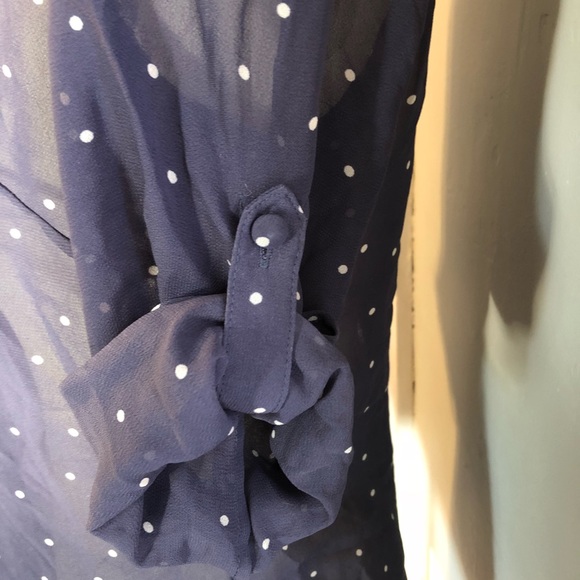 Banana Republic navy polka dot shear top xs - Picture 4 of 8